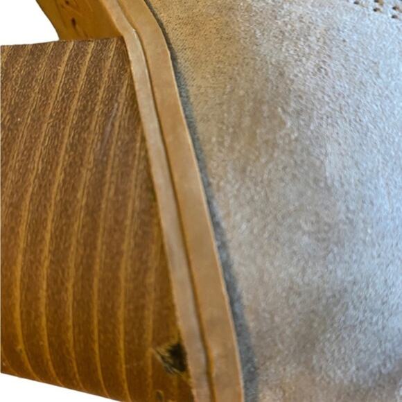 Dolce Vita Perforated Boots Women's Size 10 Tan Suede Booties Heeled Zippered DV - Picture 8 of 10